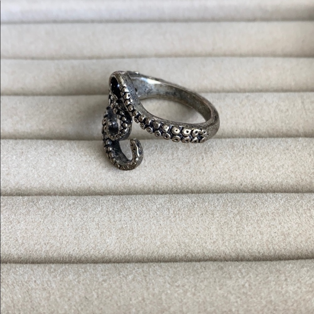 Octopus Ring - Picture 3 of 6
